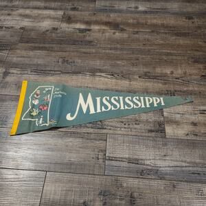 Vintage Mississippi Pennant. See pics for damage Souvenir 4A